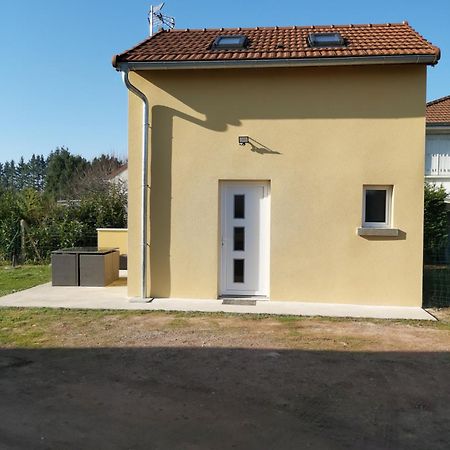 Maisonnette 40 M2 Pour 5 Personnes Paray-le-Monial Dış mekan fotoğraf